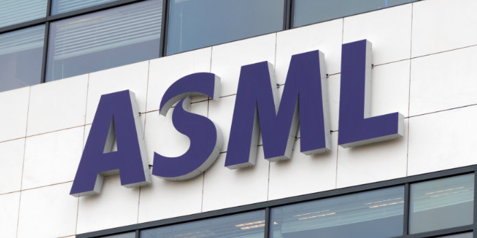 Chipmachineproducent ASML Loonsverhoging