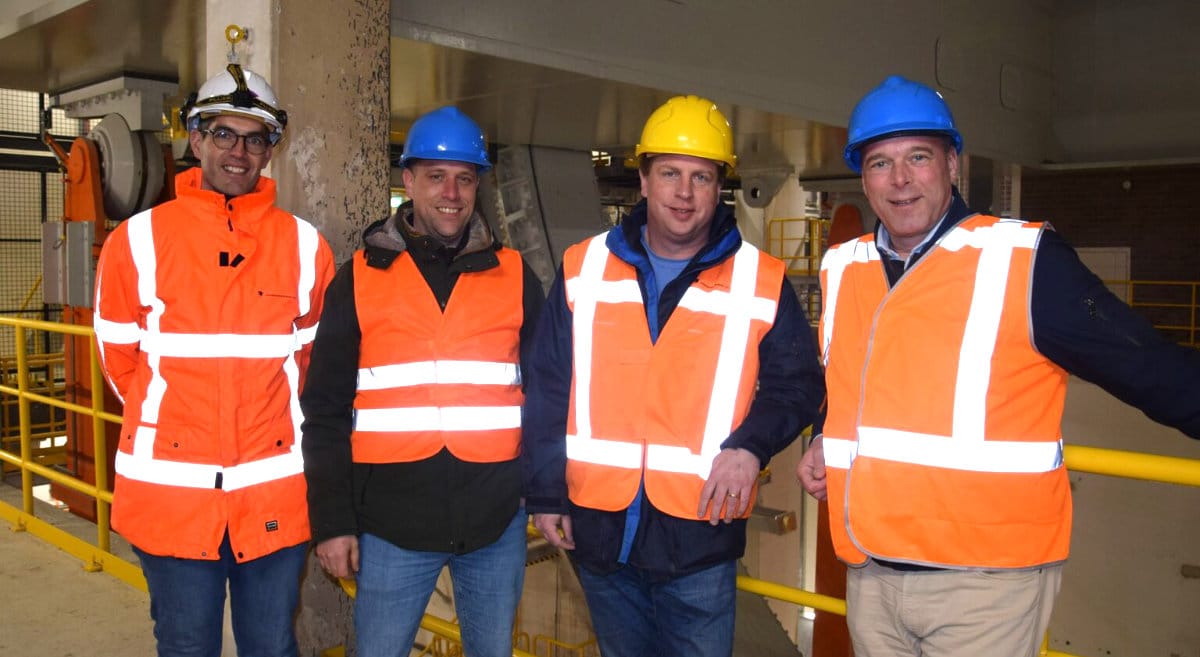 Van links naar rechts: Yvo van de Klundert (Croonwolter&dros), Roy van Rijswijk (VSE), Wouter Jinssen (Croonwolter&dros) en Radboud van Dusseldorp (VSE).